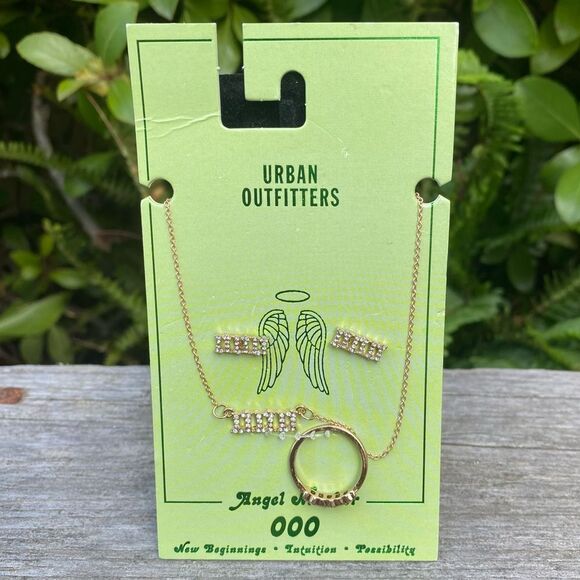 NWT New Urban Outfitters UO 000 Gold w/Rhinestone Angel Lucky Number Jewlery Set - Picture 1 of 5